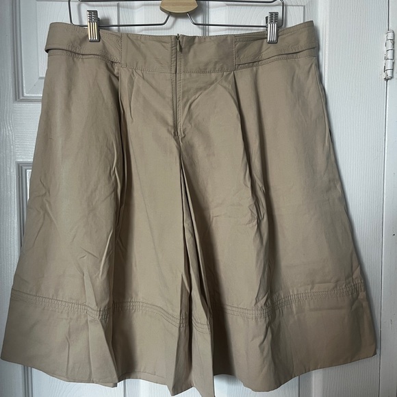 Zara Pleated Skirt - With Pockets - Picture 2 of 3